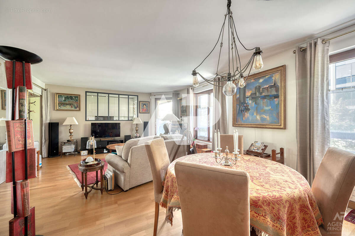 Appartement à RUEIL-MALMAISON