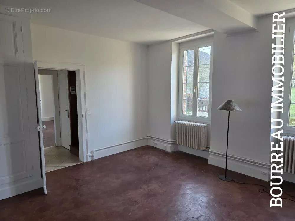 Maison à CHASSY