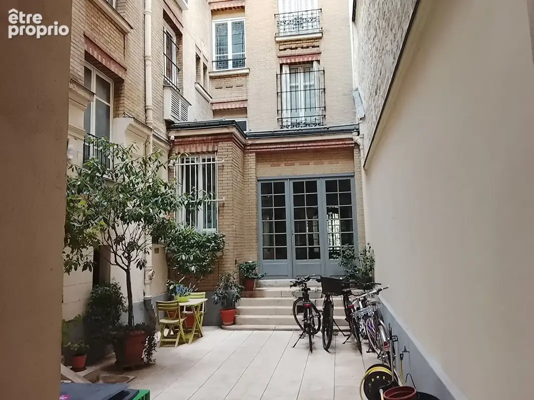 Oberkampf  2p-1ch  35m²  Charme de l'Ancien  Cave  Belle Copropriété  AVL immobilier - 01.48.44.45.40  - photo 16
