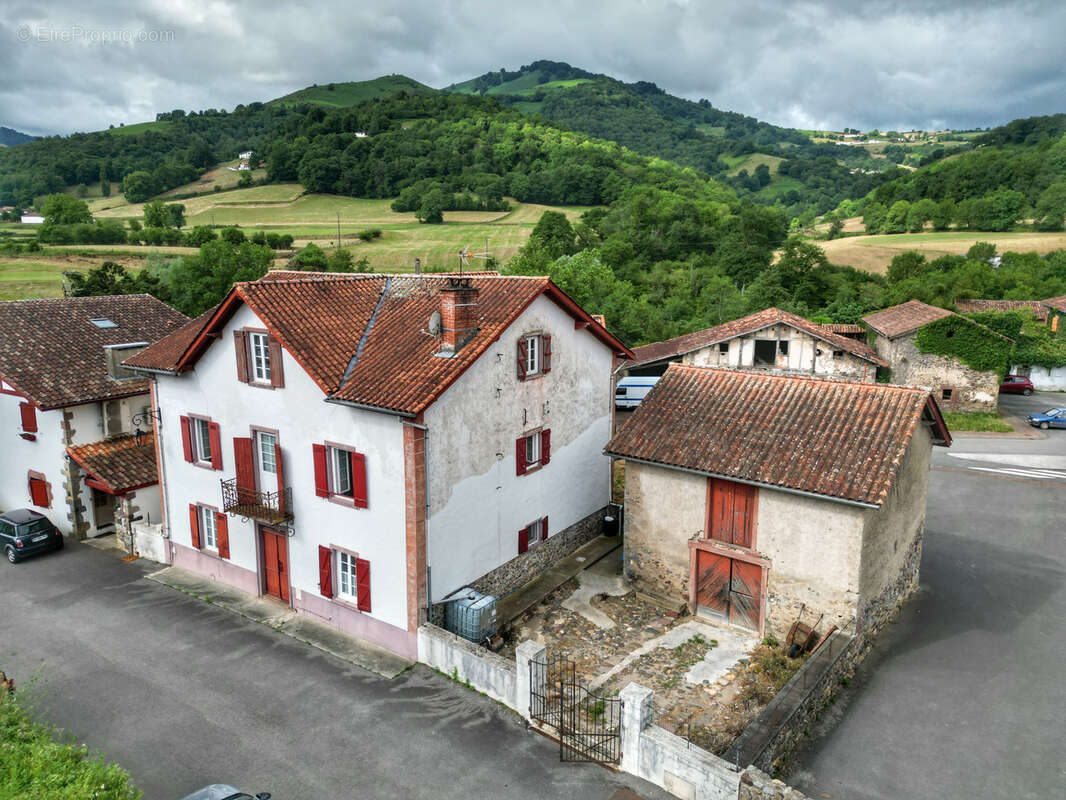 Maison à SAINT-JEAN-PIED-DE-PORT