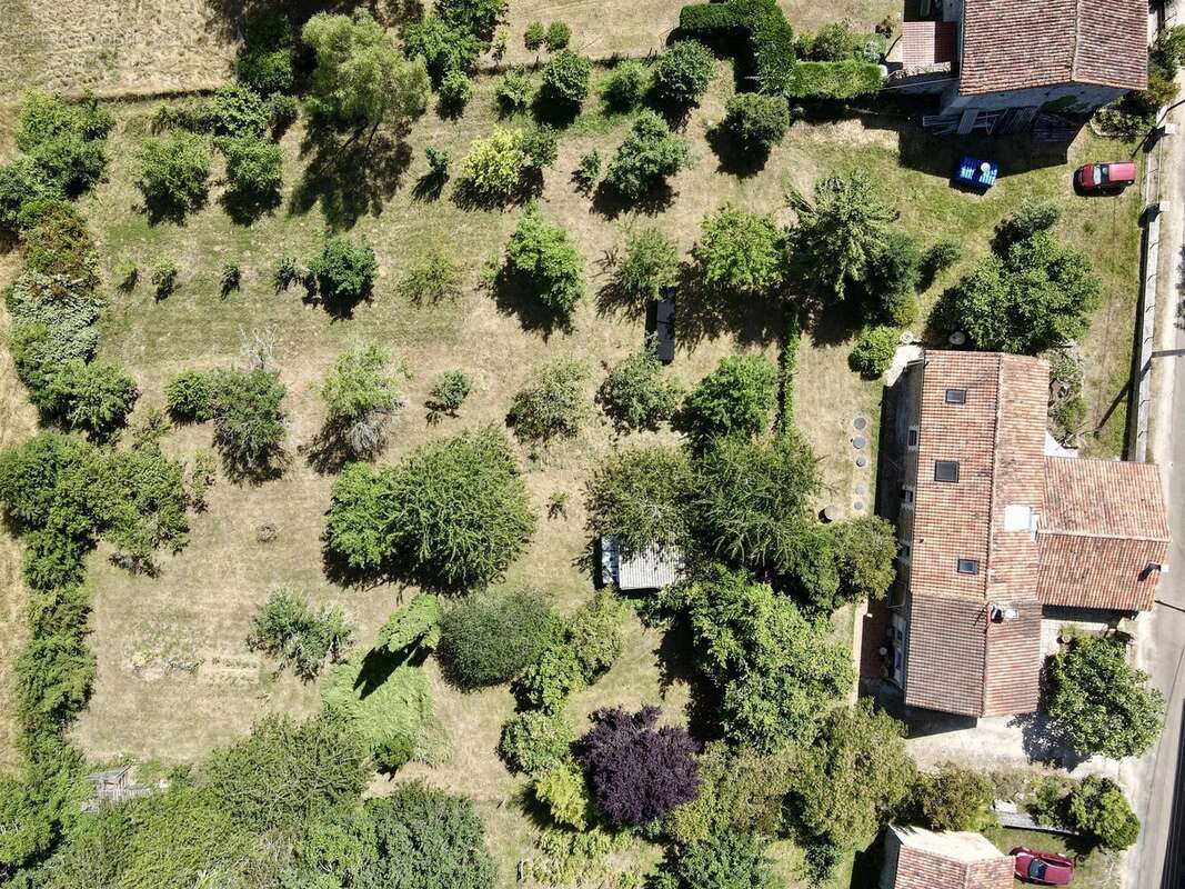 Maison familiale spacieuse avec 5 chambres, grand terrain - photo 20