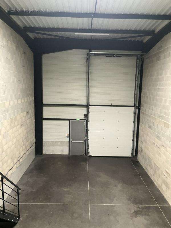 Commerce à VENISSIEUX