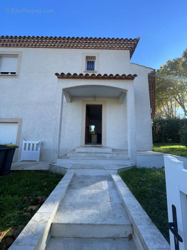 Maison à CAZILHAC