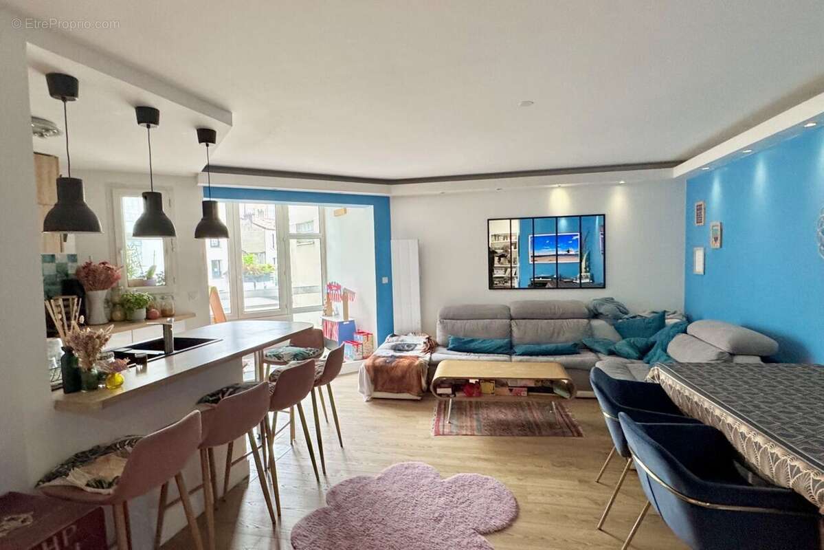 Appartement à LEVALLOIS-PERRET