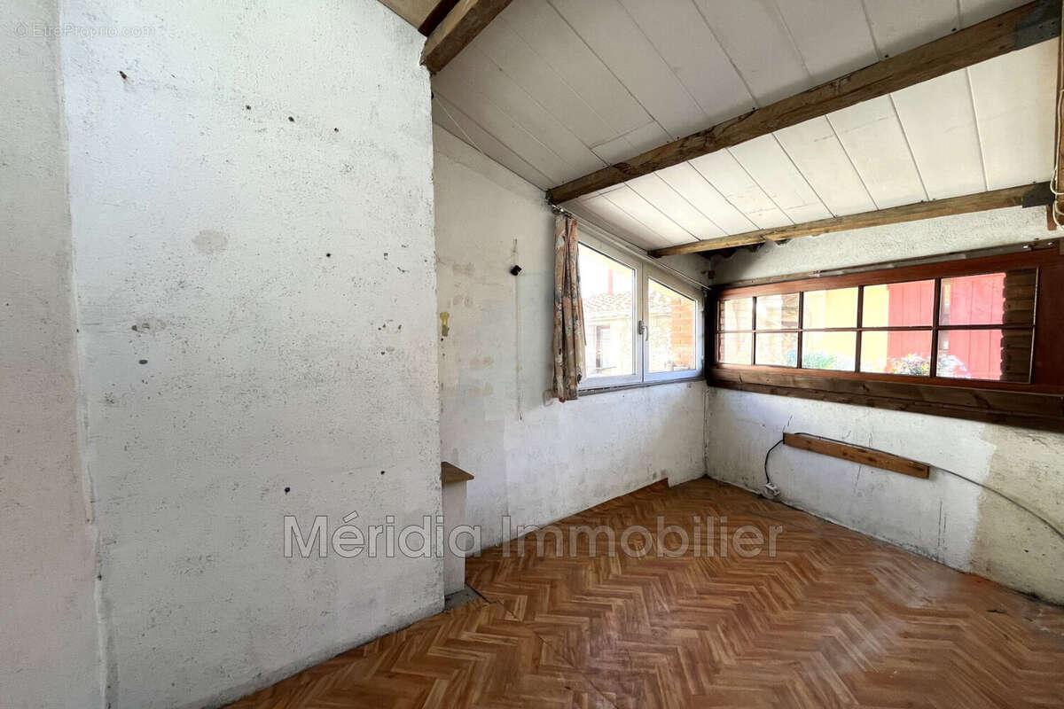 Maison à MILLAS