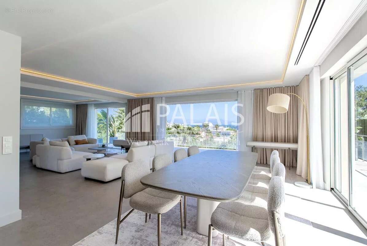 Maison à ANTIBES