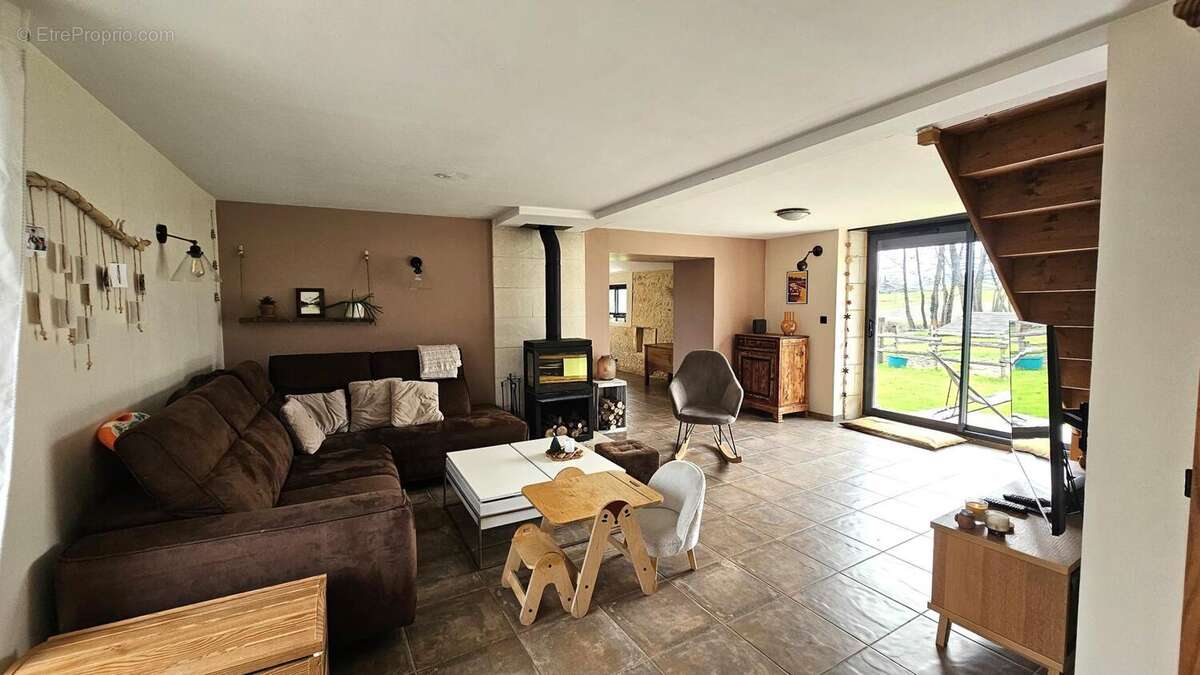 Photo 6 - Maison à BARBEZIEUX-SAINT-HILAIRE