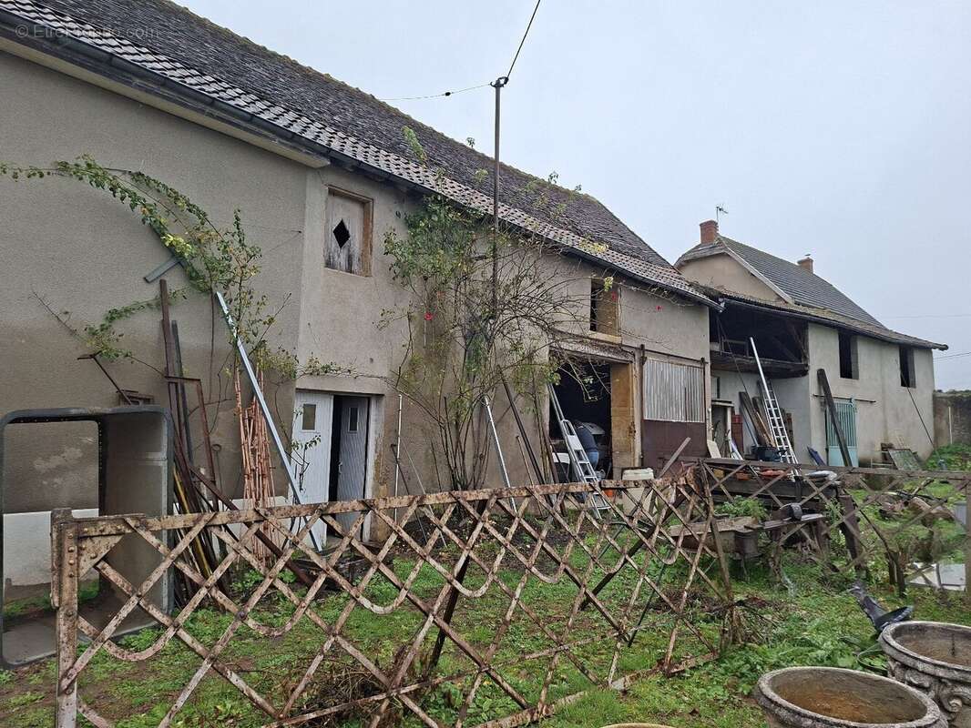 Maison à BOIS-SAINTE-MARIE