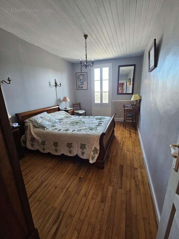 Maison à SAUVETERRE-DE-GUYENNE