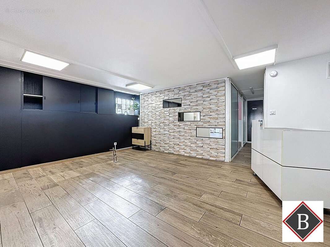 Commerce à LE CANNET