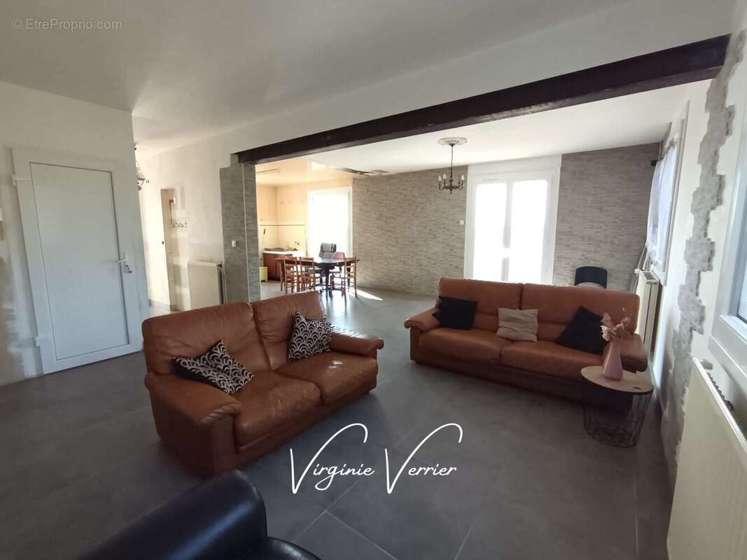 Maison 139 m² à Beyssenac  - photo 16
