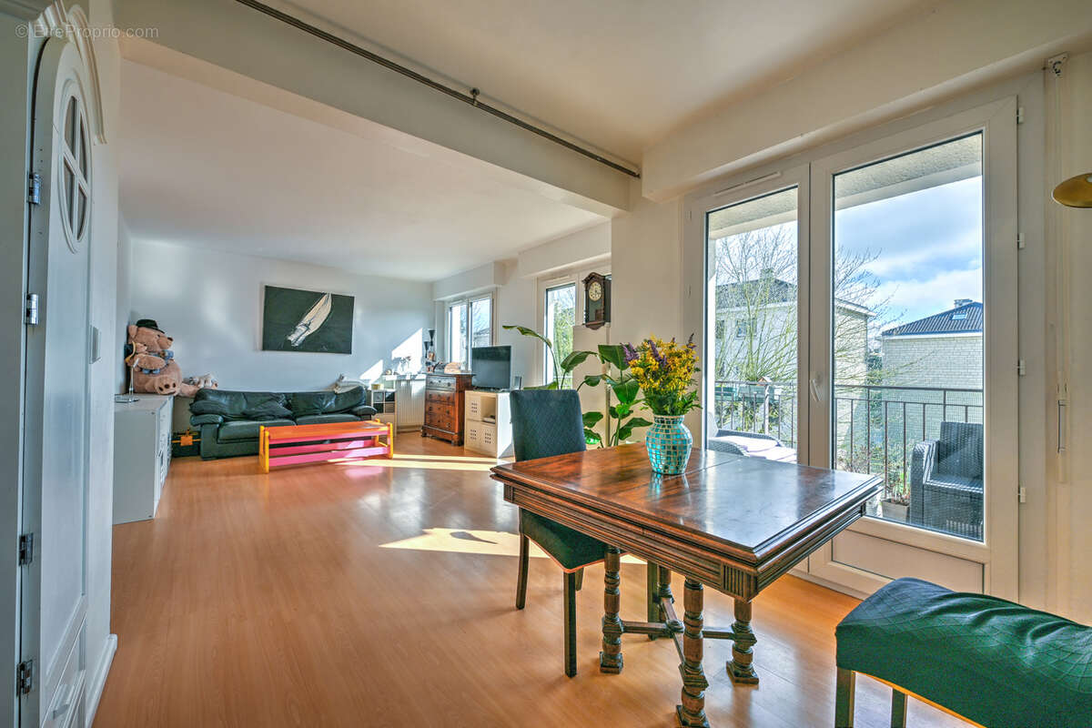 Appartement à BAILLY