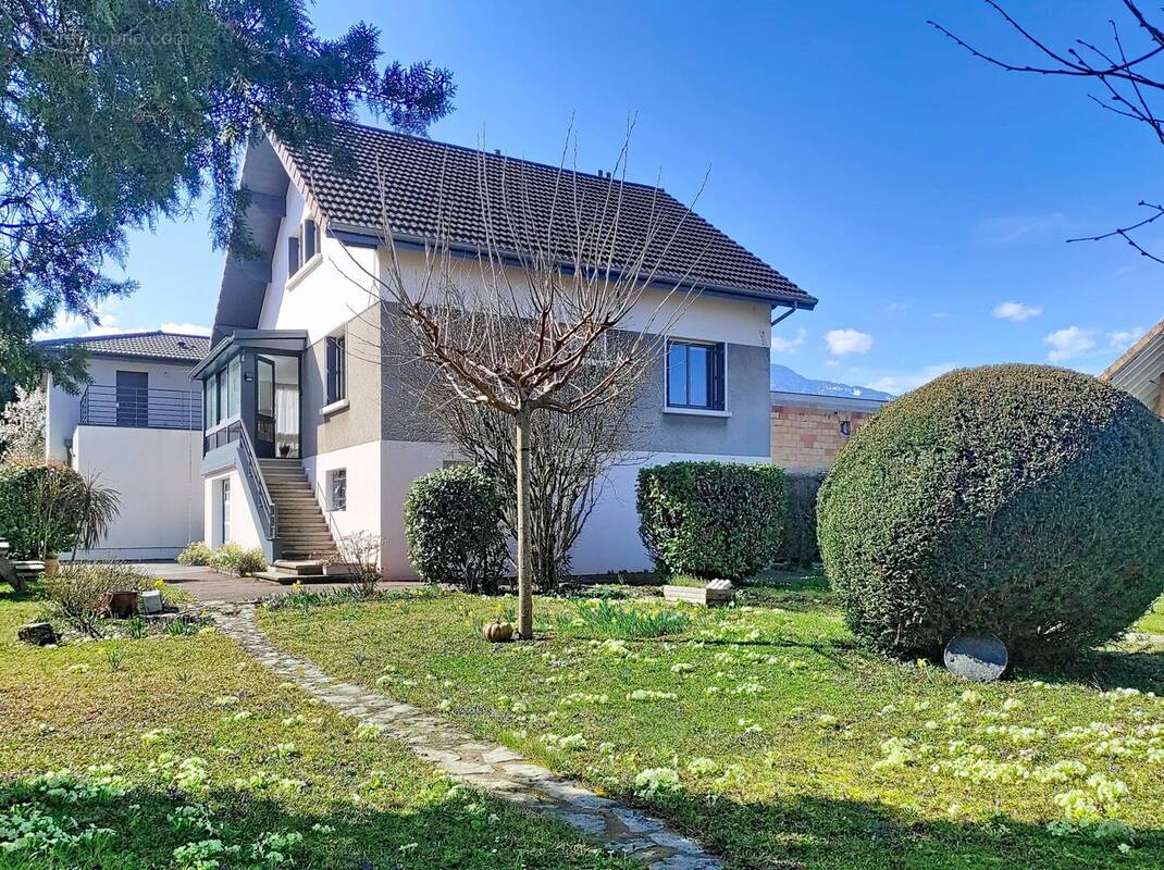 Maison à POISAT