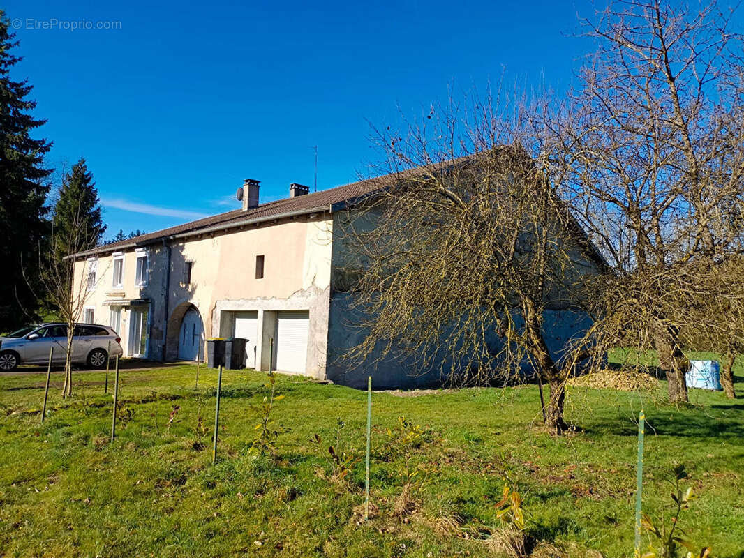 Maison à REMONCOURT