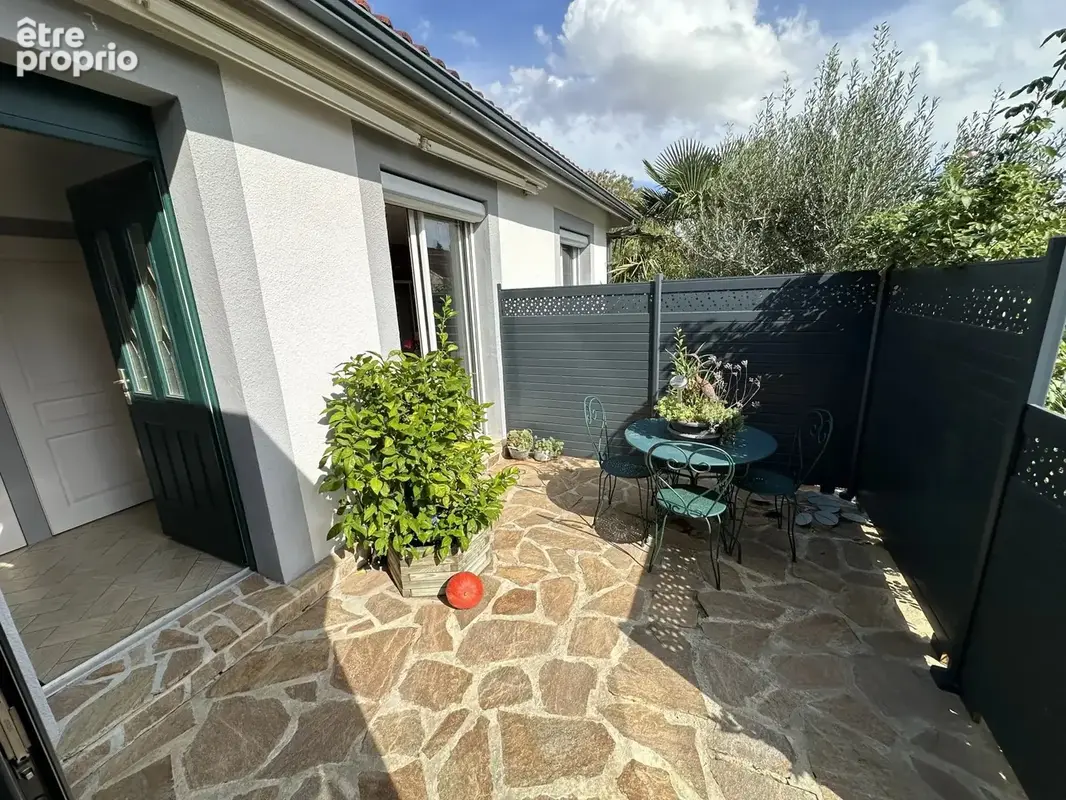 Pavillon sur Saint-Porchaire, 4 chambres, 160 m² habitable - photo 2