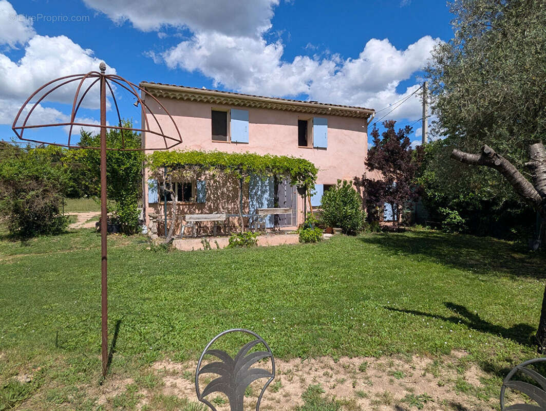Maison à SALERNES