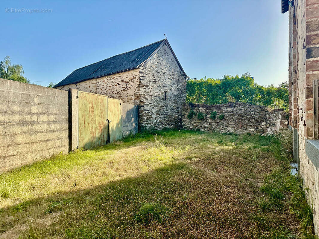 Maison à ENTRAMMES