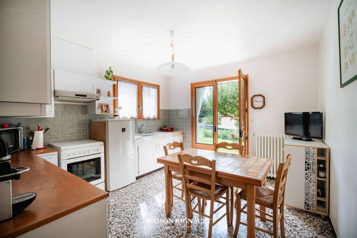 Maison 125 m² à Seez  - photo 6