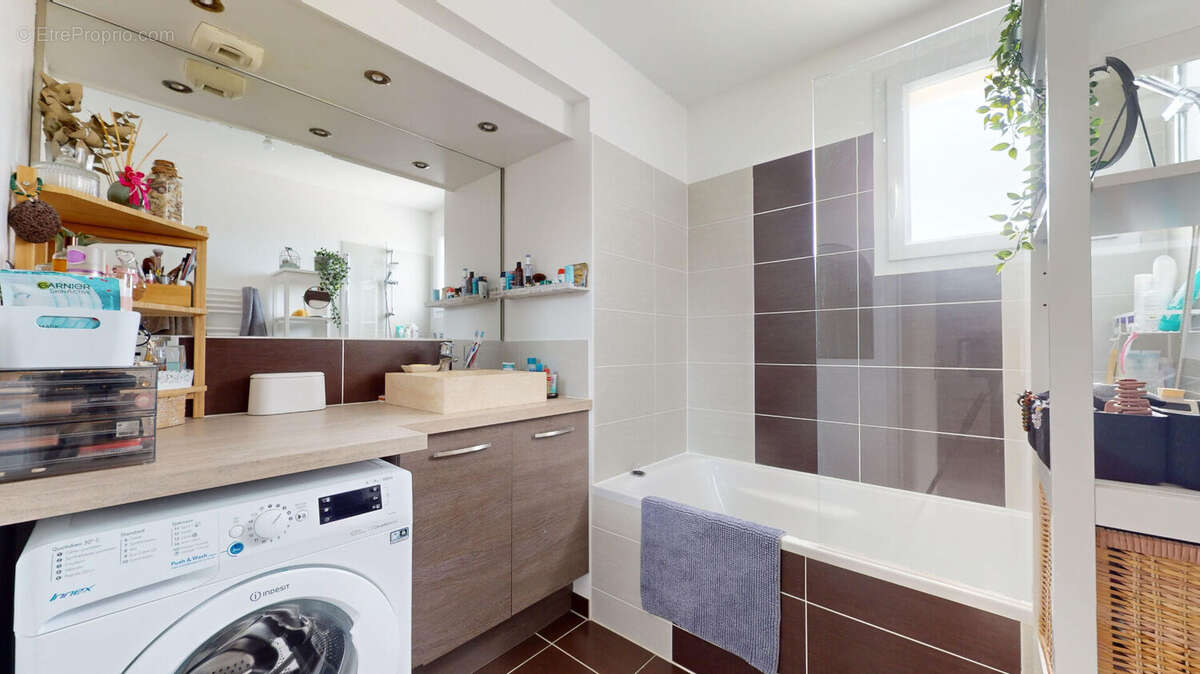 Appartement à PLAN-DE-CUQUES