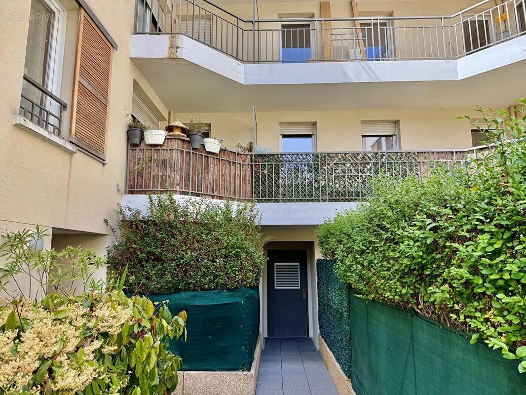 Appartement à BOIS-COLOMBES