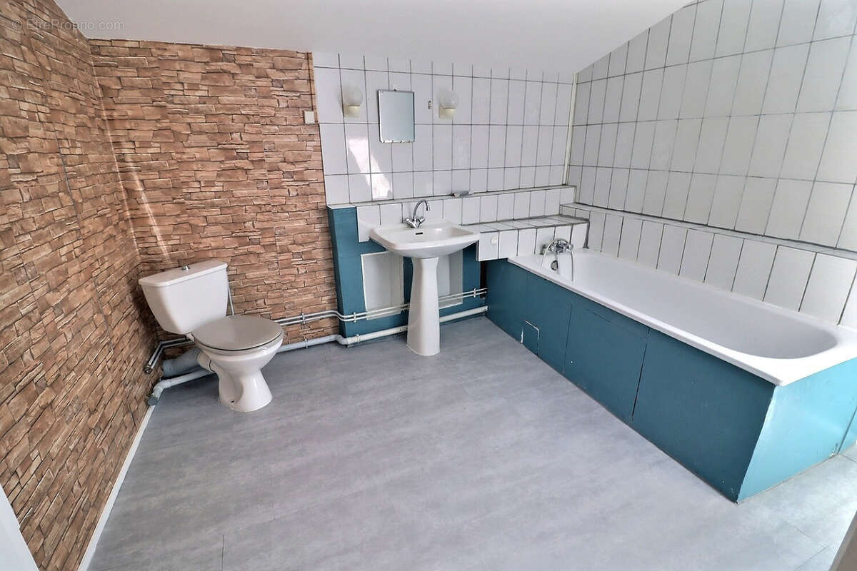 Maison à CLERMONT-L&#039;HERAULT