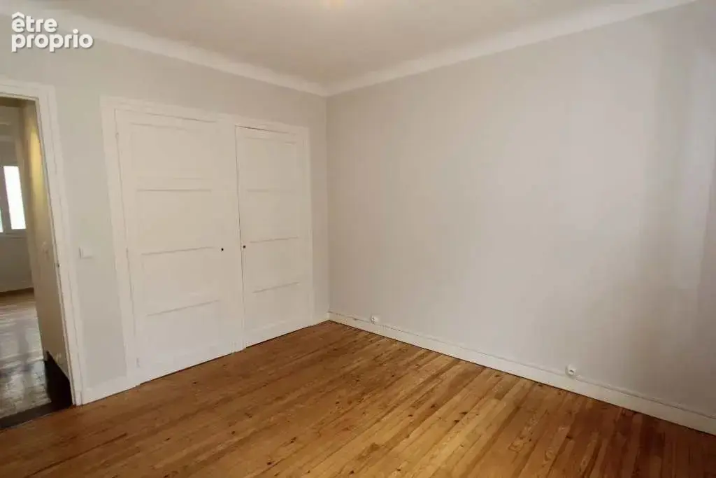 T3 Spécial Investisseur - 66 m² - Loyer 720 € - 8ème étage - Balcon - photo 2