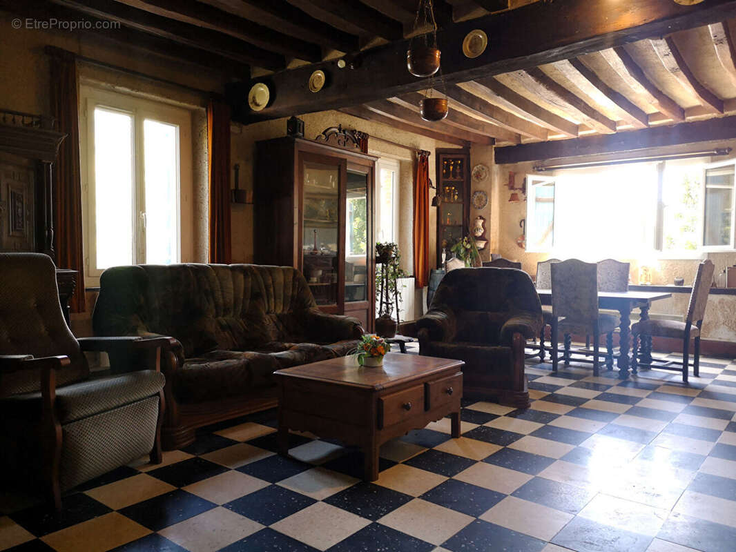 Maison à PONTGOUIN
