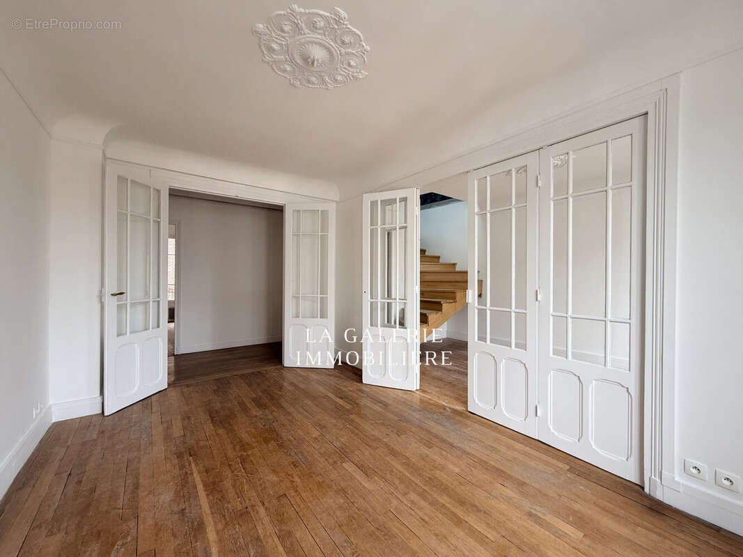 Appartement à ASNIERES-SUR-SEINE