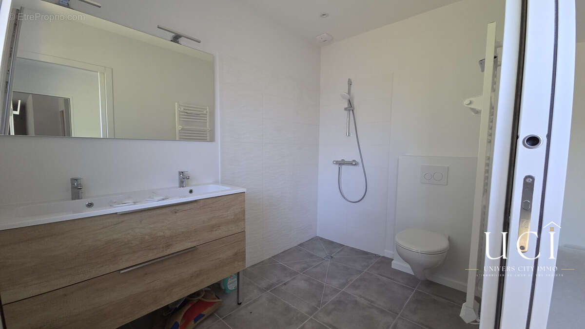 Maison 143 m² à Saint-Gervais  - photo 8