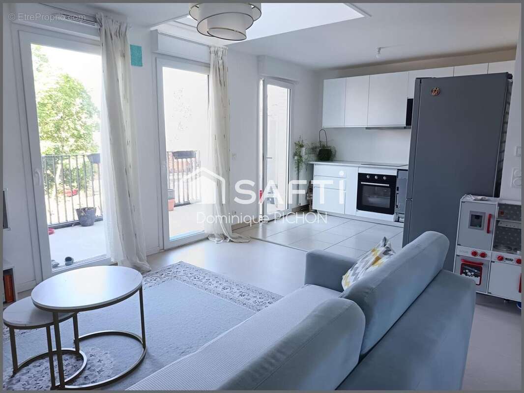 Photo 2 - Appartement à CERGY