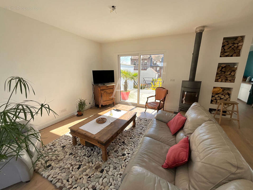 Maison à FONTENAY-SOUS-BOIS