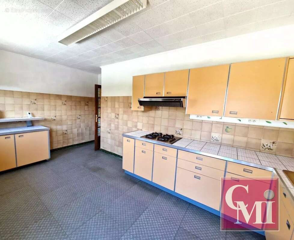 Exclusivité ! DPE en C - Rare : Pavillon de plain-pied sur e - photo 3