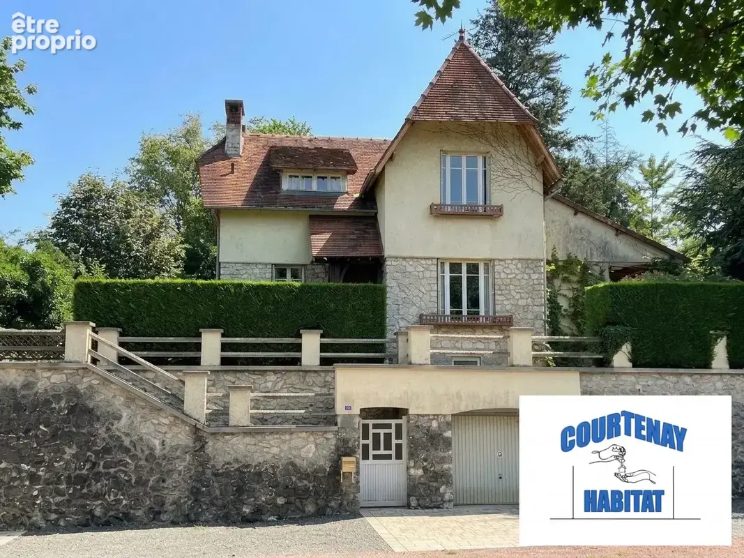 Maison à SAVIGNY-SUR-CLAIRIS