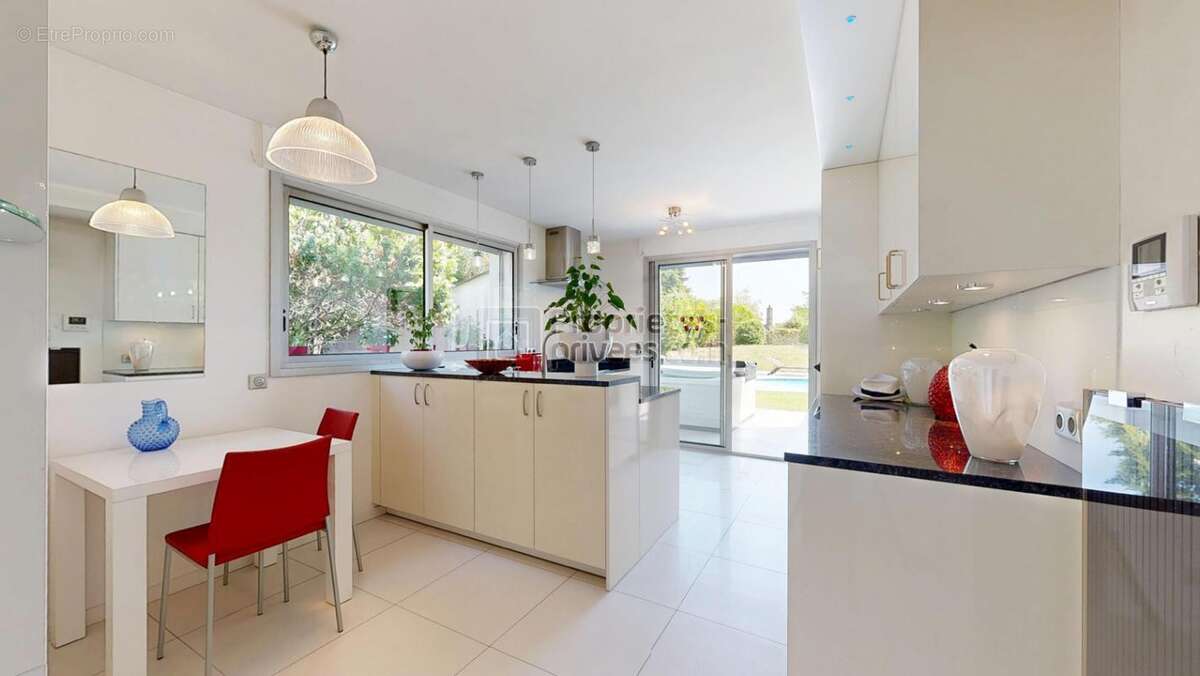 Maison à FENOUILLET