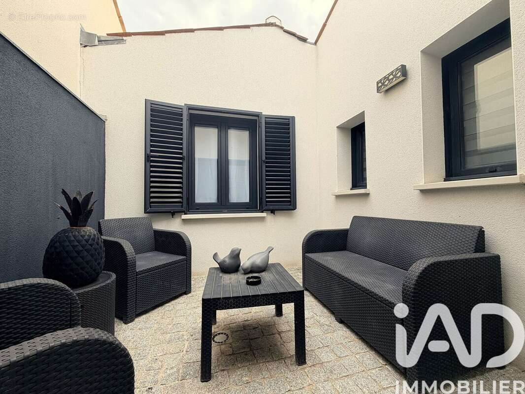 Photo 6