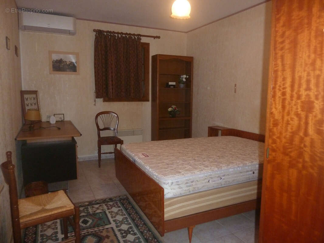 Maison à PUY-L&#039;EVEQUE