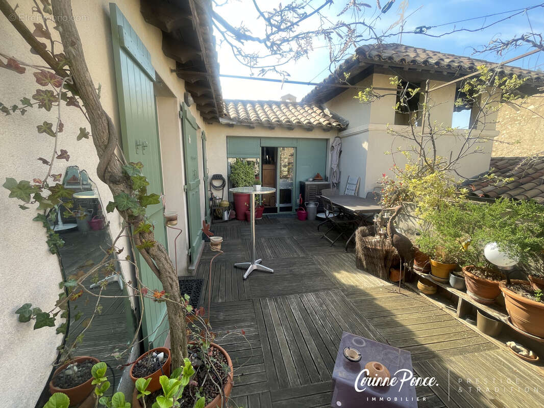 Appartement à NIMES