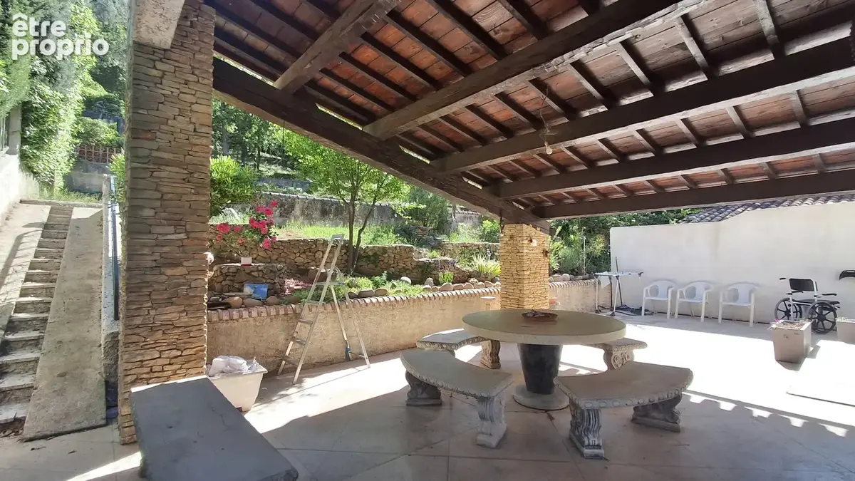 Maison  mitoyenne sur grand garage - photo 3