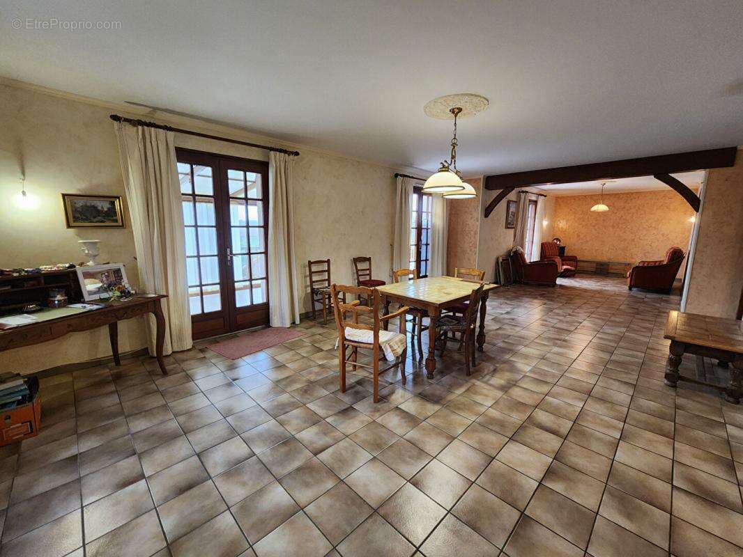 Maison à CHAMBOURG-SUR-INDRE