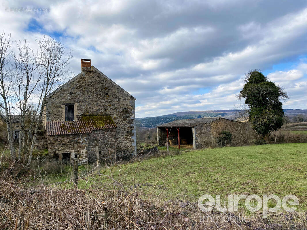 Maison à SAINT-ANDRE-EN-MORVAN