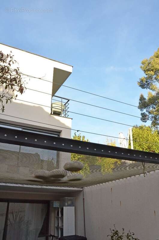 Maison à SAINT-REMY-LES-CHEVREUSE