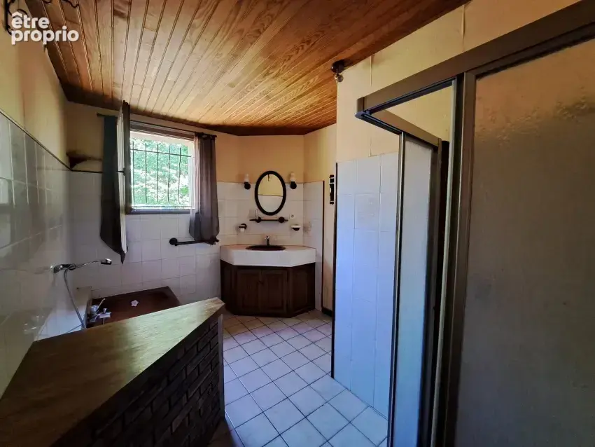 Maison 135 m² à Manzat  - photo 10
