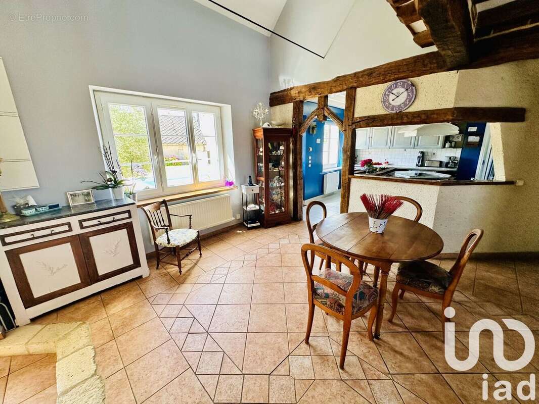 Photo 5 - Maison à FONTAINE-LA-GUYON