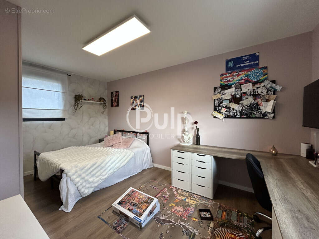 Maison à MONCHECOURT