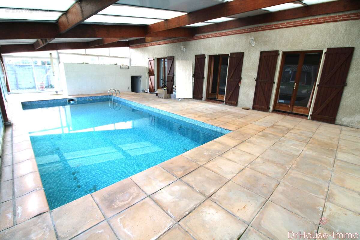 Maison 220 m² à Cugnaux  - photo 58