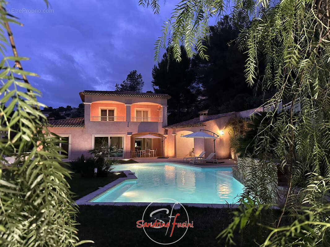 Maison à SAINT-MARTIN-DU-VAR
