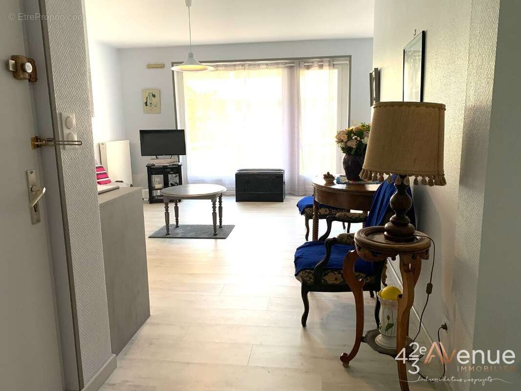 Appartement à SAINT-ETIENNE