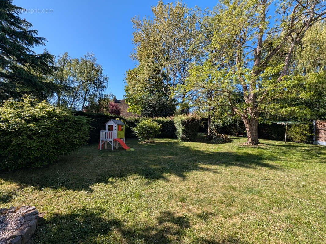 Maison familiale avec jardin à CHECY (45) - photo 23