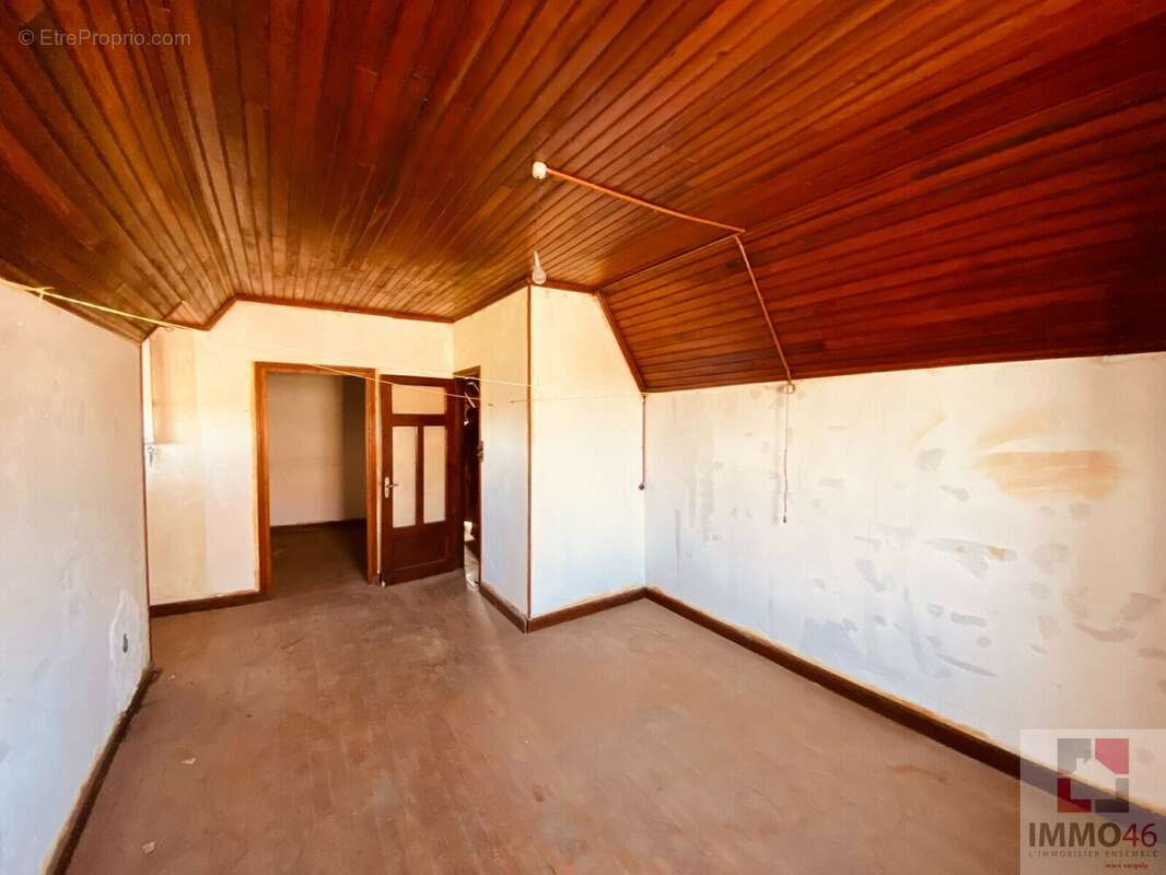 Maison à ISSENDOLUS