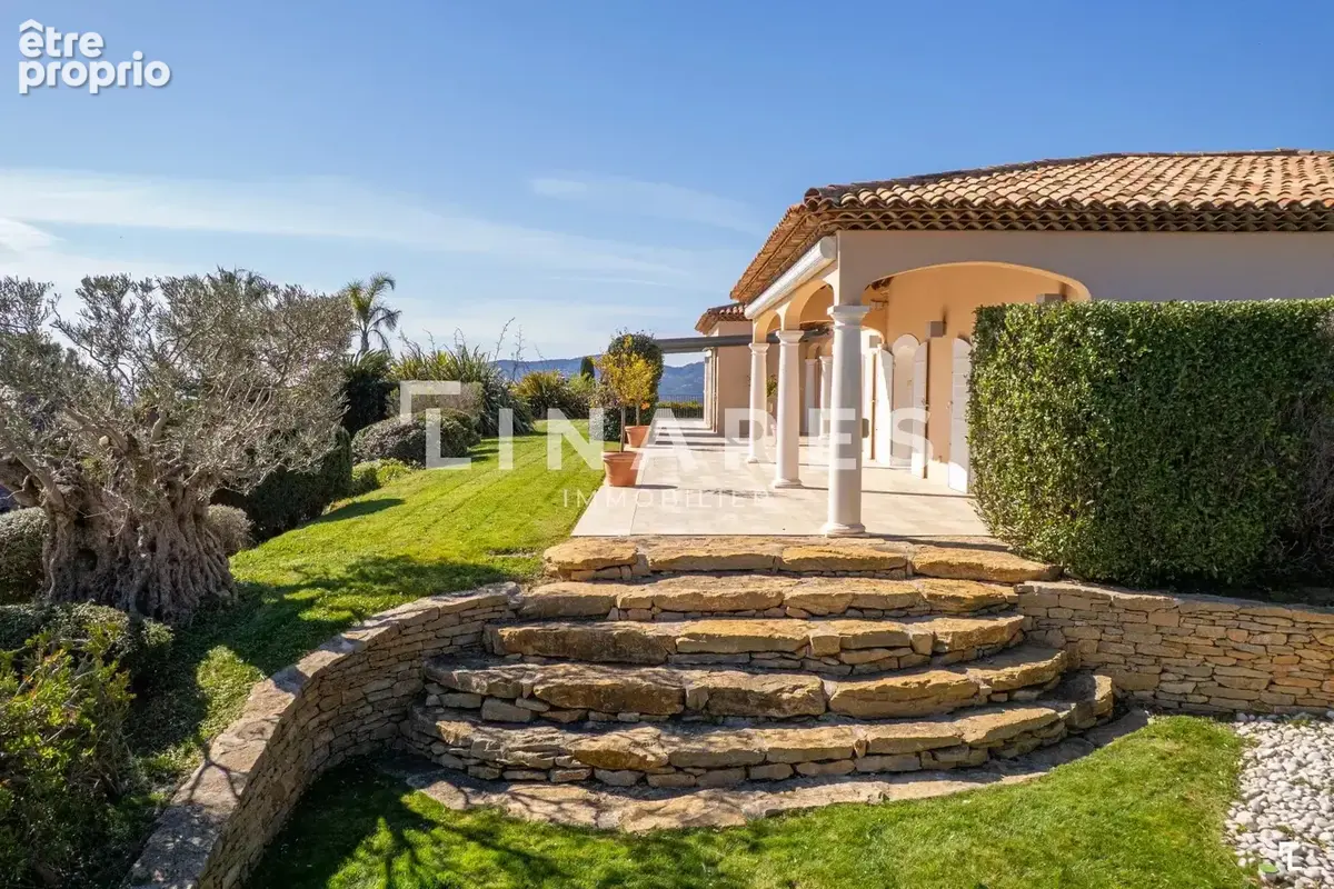 SUN AND SEA - Villa de 600m2 - Piscine - Parc 1 hectare  - 13600 LA CIOTAT - photo 26
